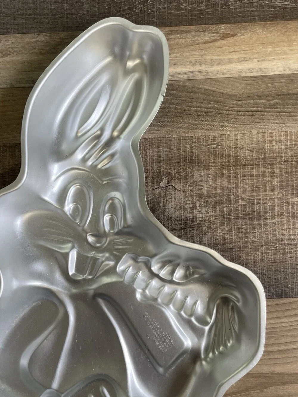 Vintage 1978 Bugs Bunny Wilton Cake Mold Baking Pan Looney Tunes Warner Bros